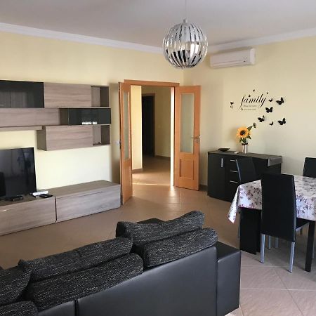 Apartamento T3 Al-Gharb Armação de Pêra Екстериор снимка